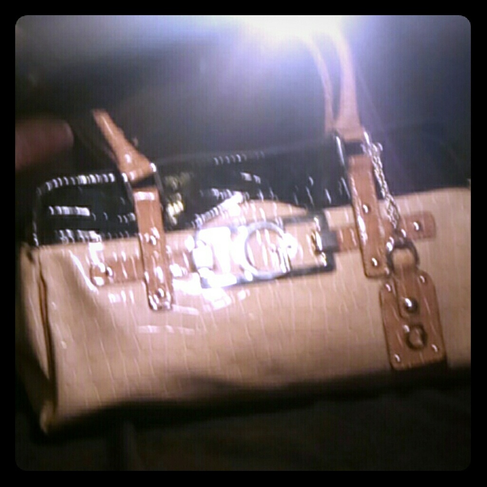 Guess purse